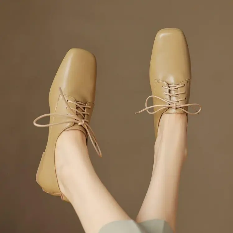 Giày Mule Đế Thấp