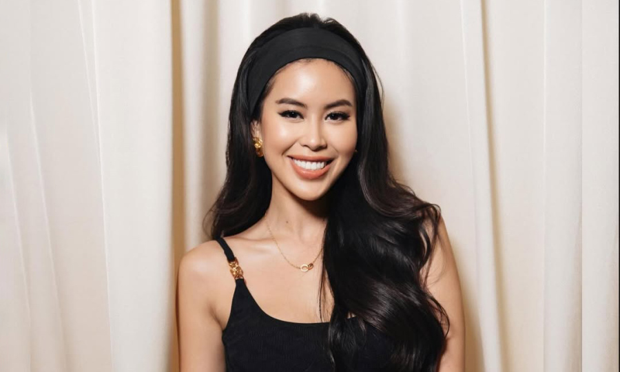 Thiết Kế Đầm Versace Sang Trọng